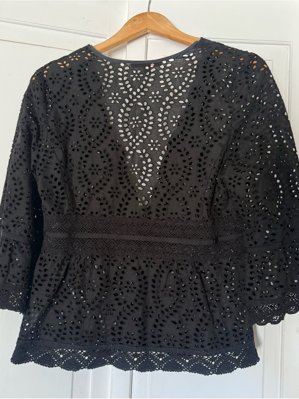 Nanette Lepore 3 button lace 3/4 sleeve jacket - Picture 3 of 3